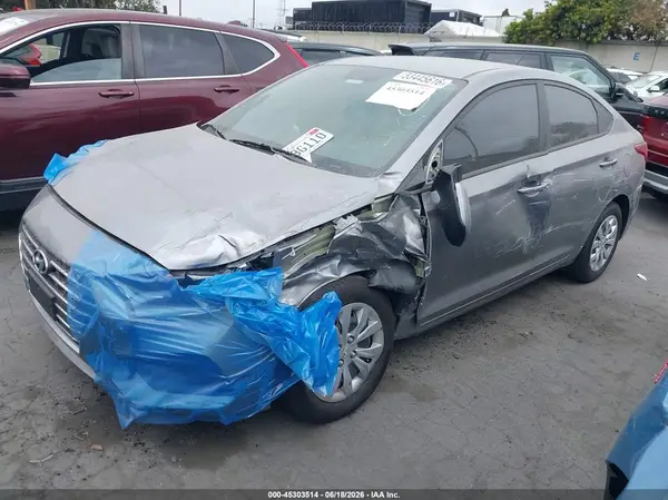 3KPC24A6XNE182905 2022 HYUNDAI ACCENT - Image 2