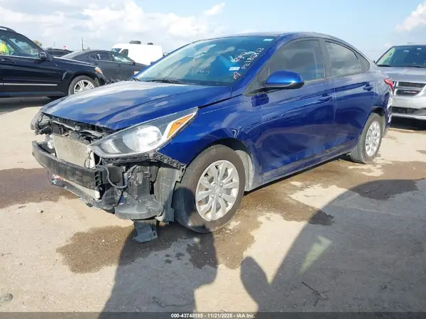 3KPC24A6XNE185433 2022 HYUNDAI ACCENT - Image 2