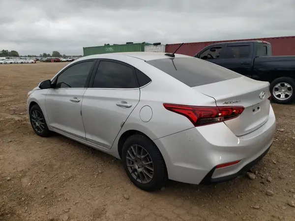 3KPC24A6XNE189823 2022 HYUNDAI ACCENT - Image 2