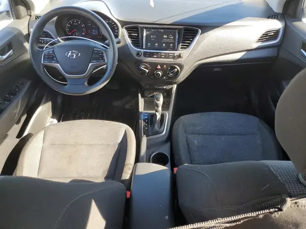 3KPC25A32JE037136 2018 HYUNDAI ACCENT - Image 8
