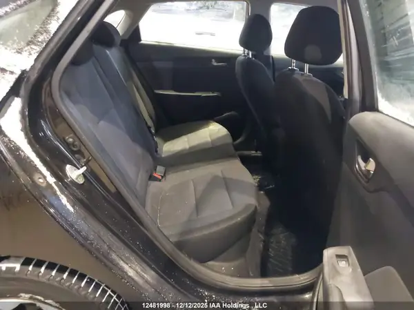 3KPC25A32JE041543 2018 HYUNDAI ACCENT - Image 8