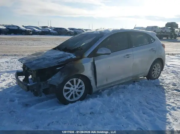3KPC25A32KE049904 2019 HYUNDAI ACCENT - Image 2