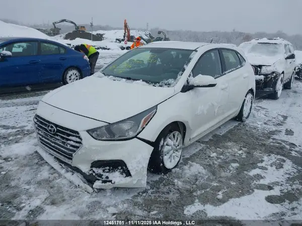 3KPC25A32KE056139 2019 HYUNDAI ACCENT - Image 2
