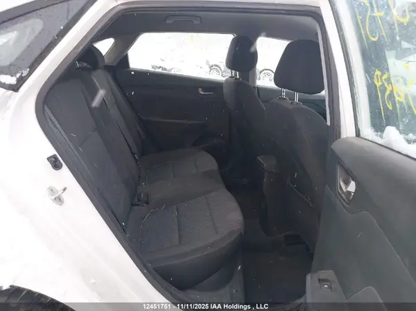 3KPC25A32KE056139 2019 HYUNDAI ACCENT - Image 8