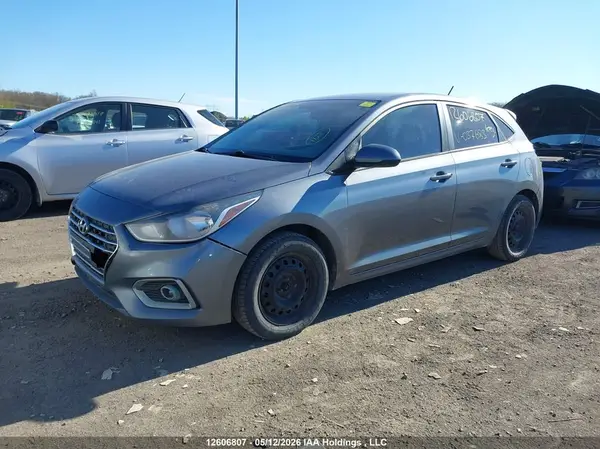 3KPC25A39JE037683 2018 HYUNDAI ACCENT - Image 2