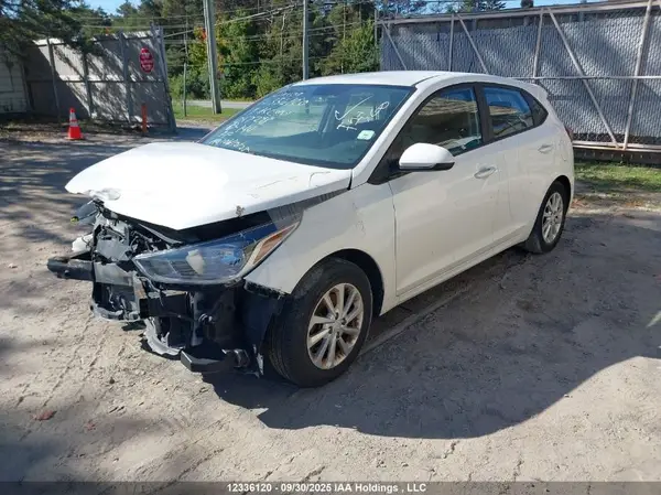 3KPC25A3XKE047298 2019 HYUNDAI ACCENT - Image 2