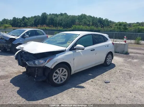 3KPC25A3XKE076672 2019 HYUNDAI ACCENT - Image 2
