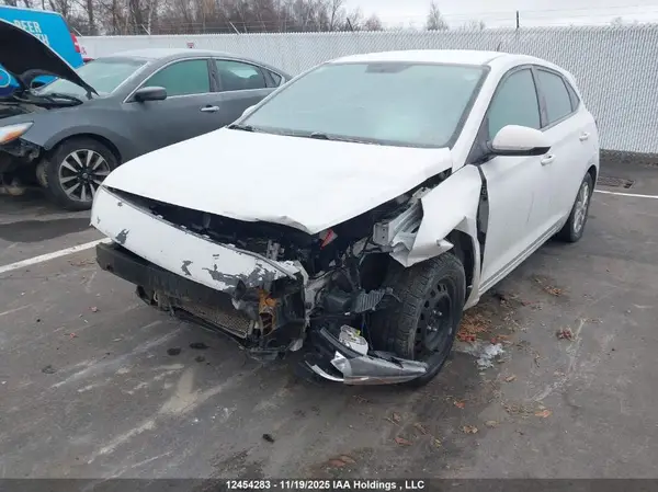 3KPC25A64LE106664 2020 HYUNDAI ACCENT - Image 2