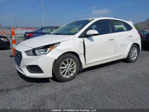 3KPC25A66LE097952 2020 HYUNDAI ACCENT - Image 2