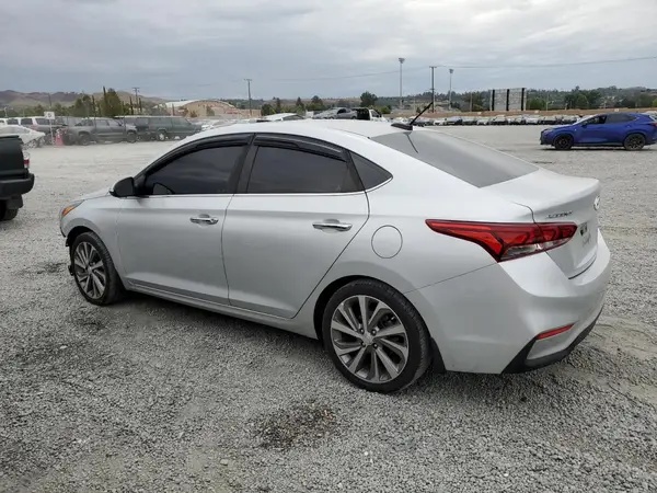 3KPC34A30JE032170 2018 HYUNDAI ACCENT - Image 2
