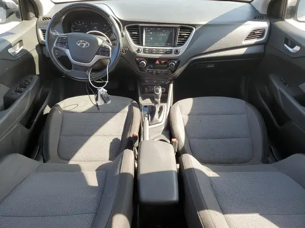 3KPC34A30KE039413 2019 HYUNDAI ACCENT - Image 8