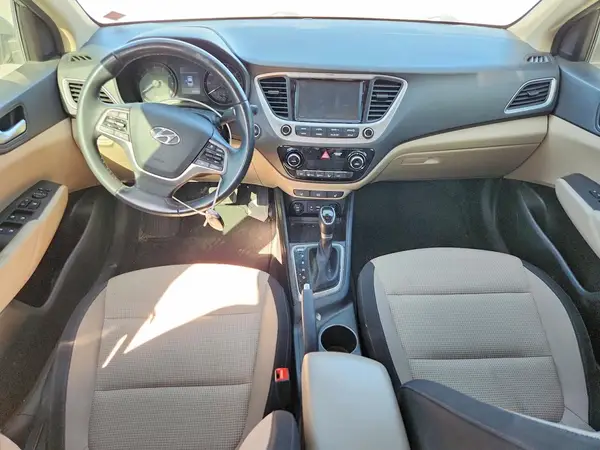 3KPC34A31KE046368 2019 HYUNDAI ACCENT - Image 8