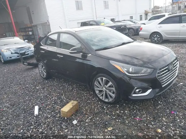 3KPC34A32JE020022 2018 HYUNDAI ACCENT - Image 1