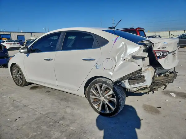 3KPC34A32JE024054 2018 HYUNDAI ACCENT - Image 2