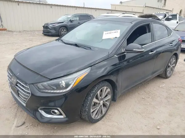 3KPC34A32JE035264 2018 HYUNDAI ACCENT - Image 2