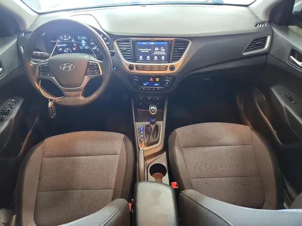 3KPC34A34JE030700 2018 HYUNDAI ACCENT - Image 8