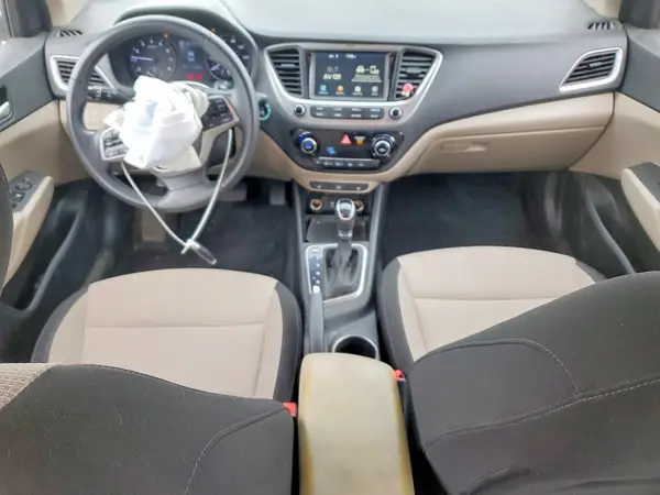 3KPC34A35JE011685 2018 HYUNDAI ACCENT - Image 8