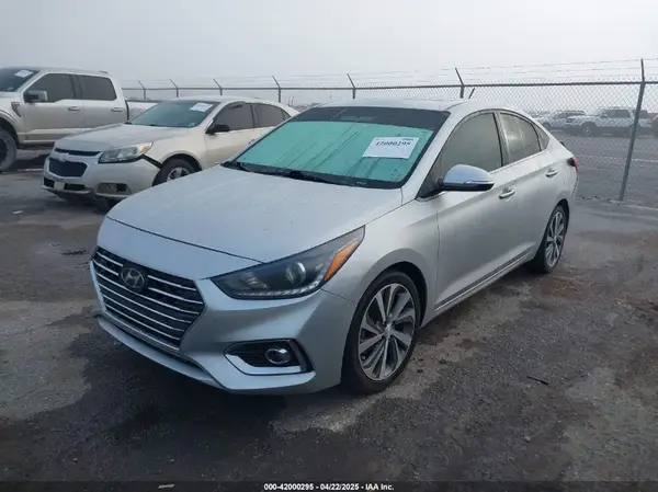 3KPC34A35JE020712 2018 HYUNDAI ACCENT - Image 2