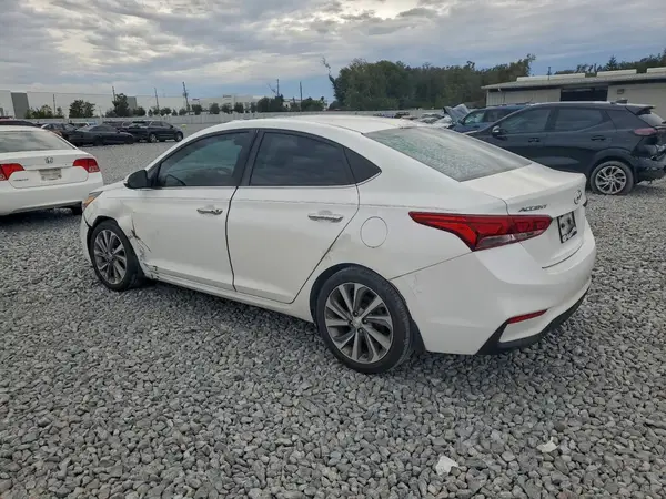 3KPC34A35JE030897 2018 HYUNDAI ACCENT - Image 2