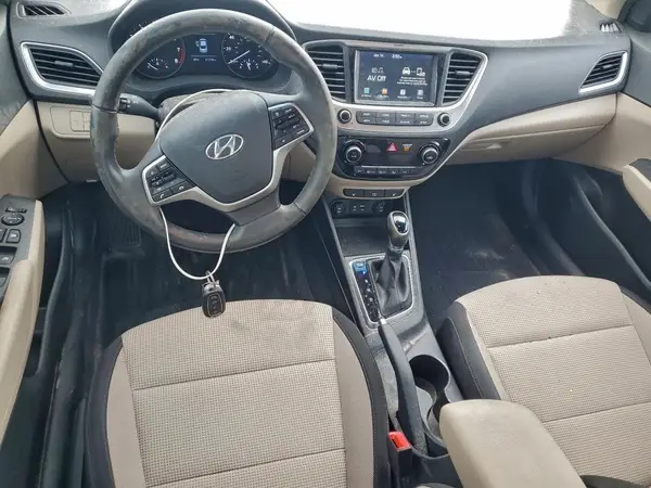 3KPC34A35JE030897 2018 HYUNDAI ACCENT - Image 8