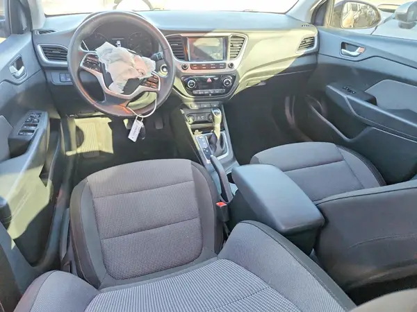 3KPC34A35KE048897 2019 HYUNDAI ACCENT - Image 8