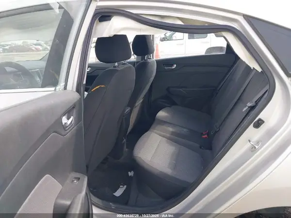 3KPC34A35KE059463 2019 HYUNDAI ACCENT - Image 8