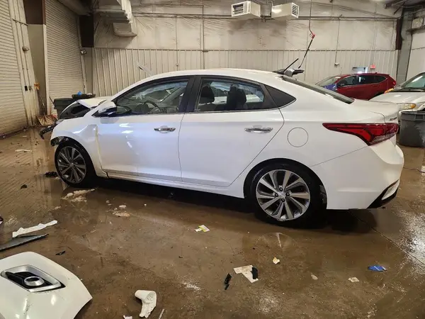 3KPC34A35KE059575 2019 HYUNDAI ACCENT - Image 2