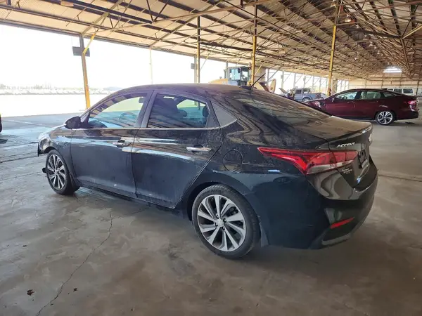 3KPC34A37JE017598 2018 HYUNDAI ACCENT - Image 2