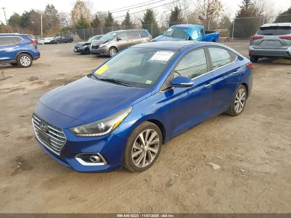 3KPC34A38JE013866 2018 HYUNDAI ACCENT - Image 2