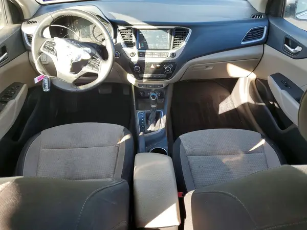 3KPC34A61ME140702 2021 HYUNDAI ACCENT - Image 8