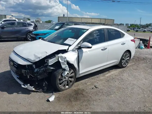 3KPC34A61NE188220 2022 HYUNDAI ACCENT - Image 2