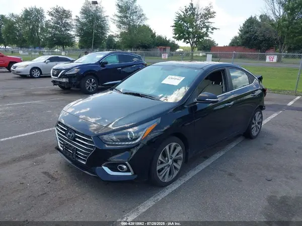 3KPC34A65ME135499 2021 HYUNDAI ACCENT - Image 2