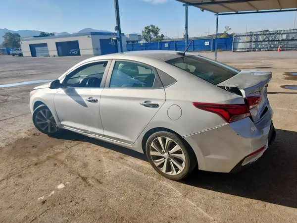 3KPC34A65NE169718 2022 HYUNDAI ACCENT - Image 2