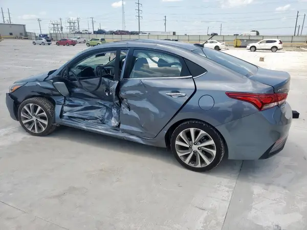 3KPC34A69LE109650 2020 HYUNDAI ACCENT - Image 2
