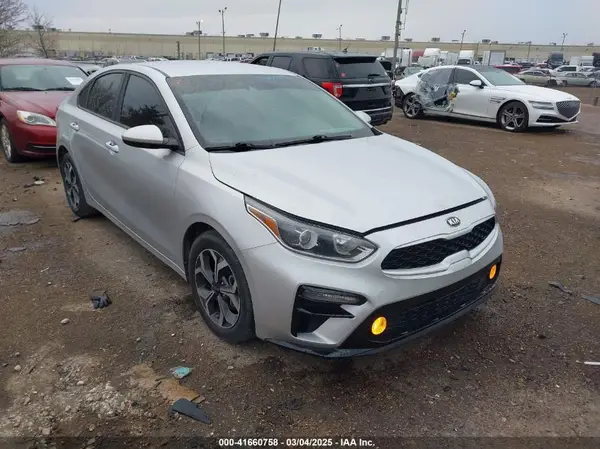 3KPF24AD0KE007148 2019 KIA FORTE - Image 1