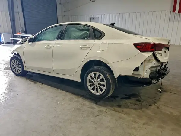 3KPF24AD0KE008123 2019 KIA FORTE - Image 2