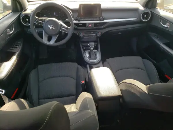 3KPF24AD0KE010468 2019 KIA FORTE - Image 8