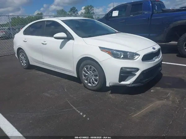 3KPF24AD0KE010499 2019 KIA FORTE - Image 1