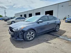 3KPF24AD0KE013368 2019 KIA FORTE