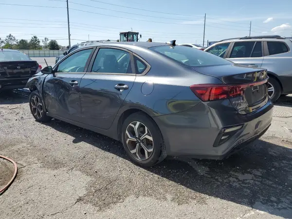3KPF24AD0KE013869 2019 KIA FORTE - Image 2