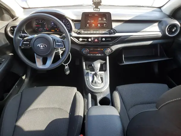 3KPF24AD0KE016643 2019 KIA FORTE - Image 8