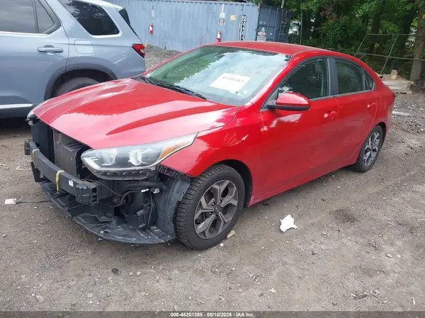 3KPF24AD0KE022748 2019 KIA FORTE - Image 2