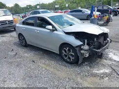 3KPF24AD0KE023558 2019 KIA FORTE