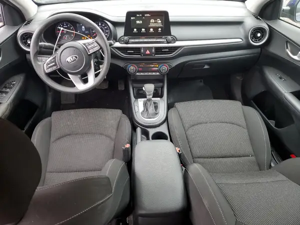 3KPF24AD0KE024094 2019 KIA FORTE - Image 8