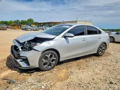 3KPF24AD0KE026900 2019 KIA FORTE