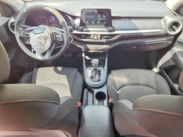 3KPF24AD0KE026900 2019 KIA FORTE - Image 8