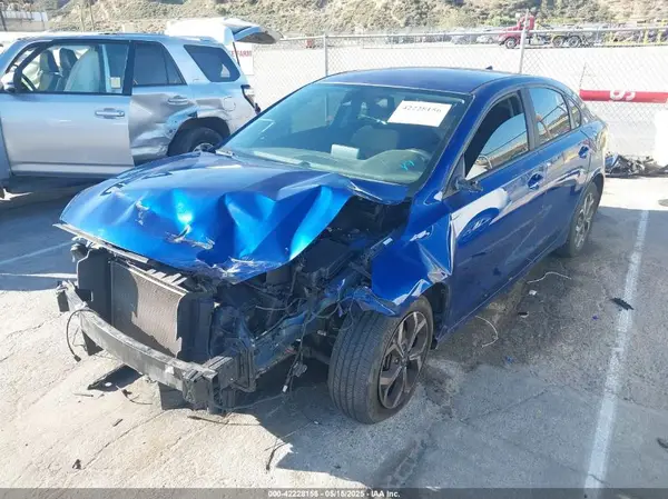 3KPF24AD0KE028369 2019 KIA FORTE - Image 2