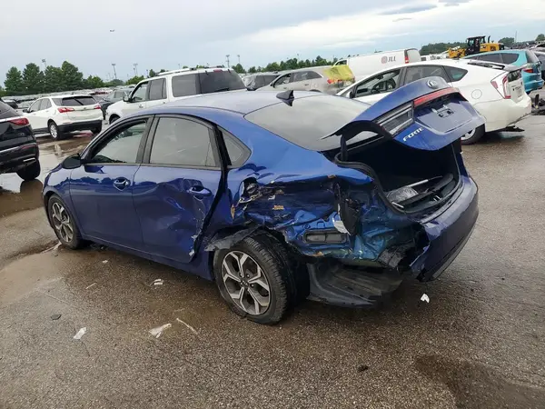 3KPF24AD0KE031577 2019 KIA FORTE - Image 2