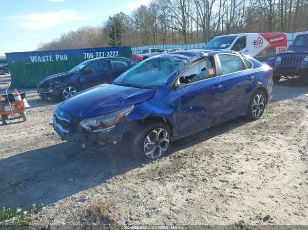 3KPF24AD0KE033782 2019 KIA FORTE - Image 2