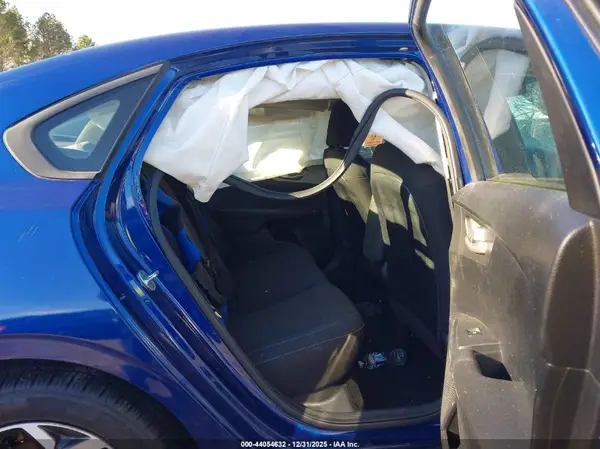 3KPF24AD0KE033782 2019 KIA FORTE - Image 8
